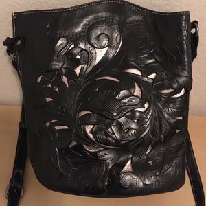 💋SOLD💋Patricia Nash Black Gold Leather Tote